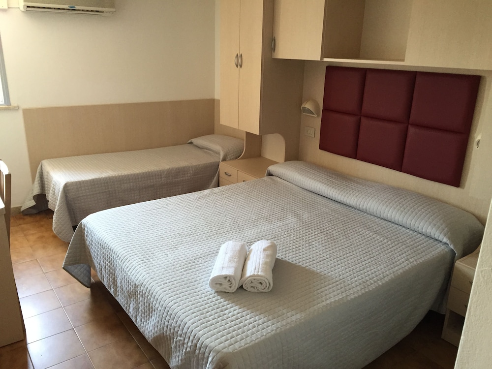 Hotel Stresa 15/66