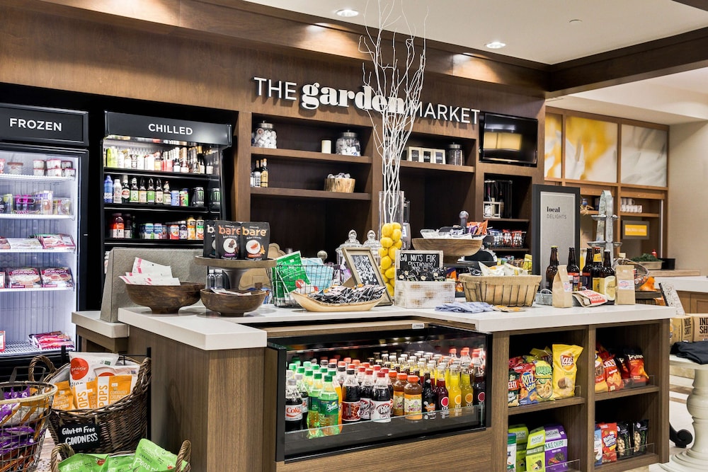 Hilton Garden Inn Springfield 44/76
