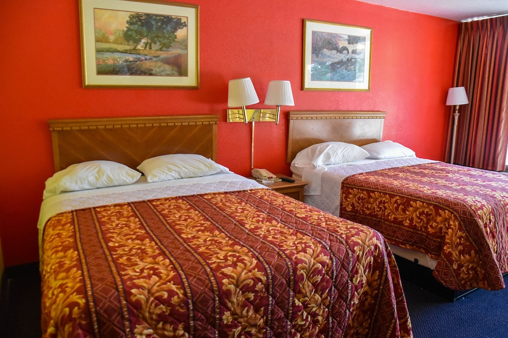 Homeplace Inn 30/51
