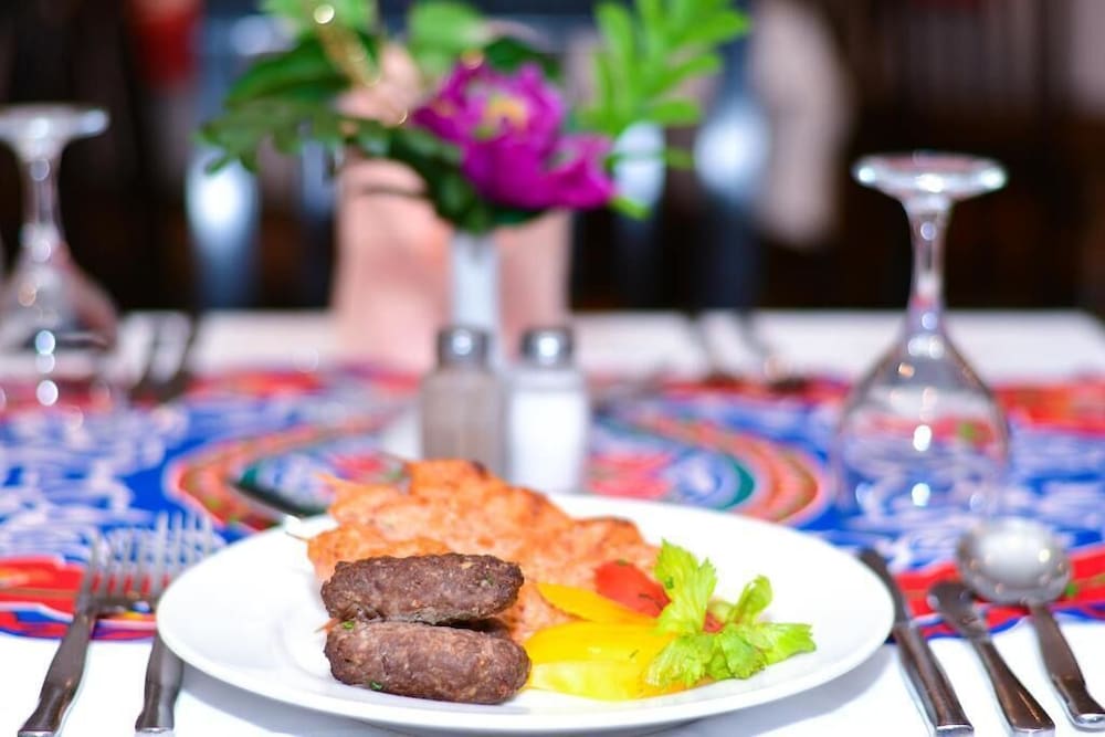 فندق نزل الشاكرين(Al Shakreen Golden Tulip (ex. Nozol Al Shakreen Hotel)) 28/54