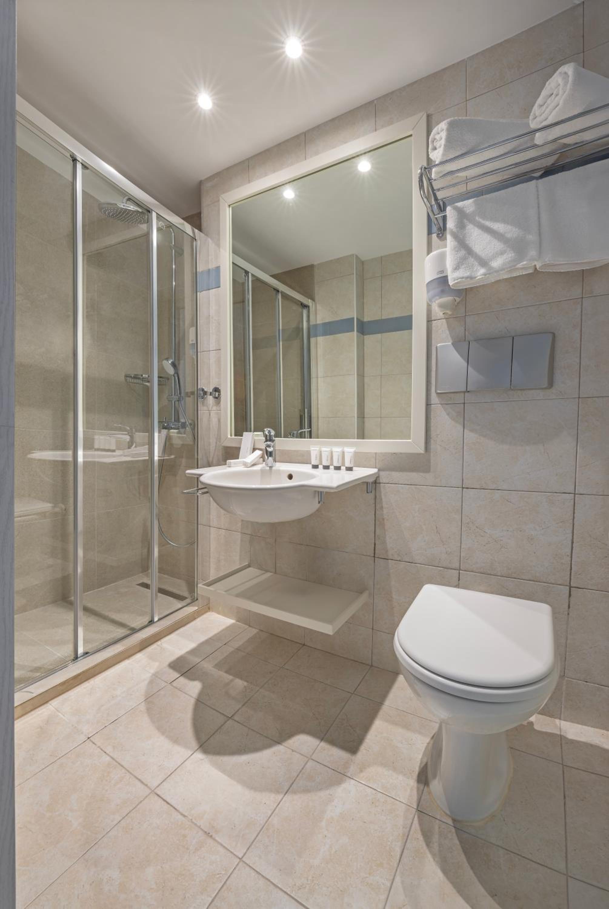 SUPERIOR, SUITE, SEA VIEW