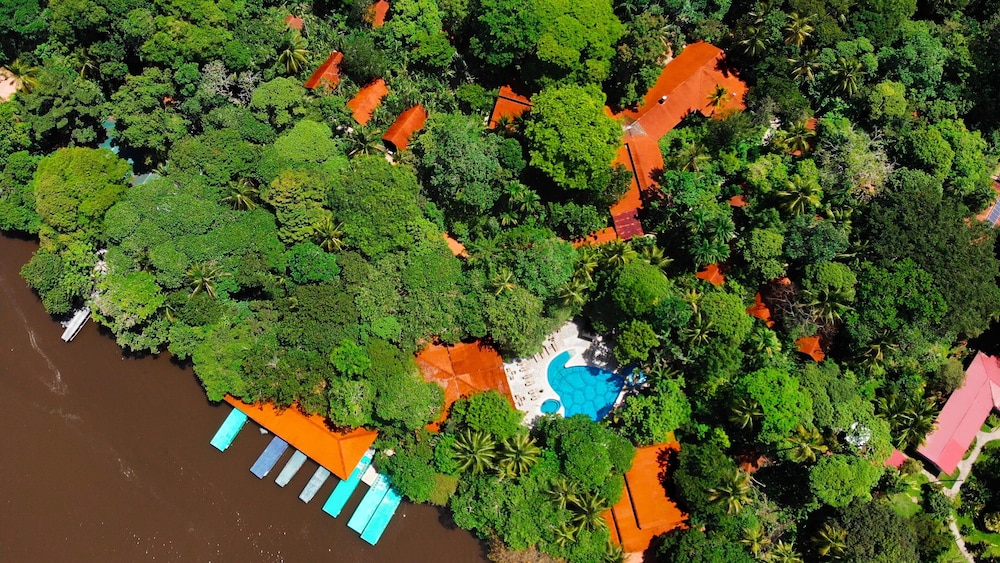 ANINGA LODGE 53/58
