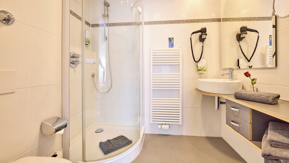 Hotel Linderhof Erfurt 30/32