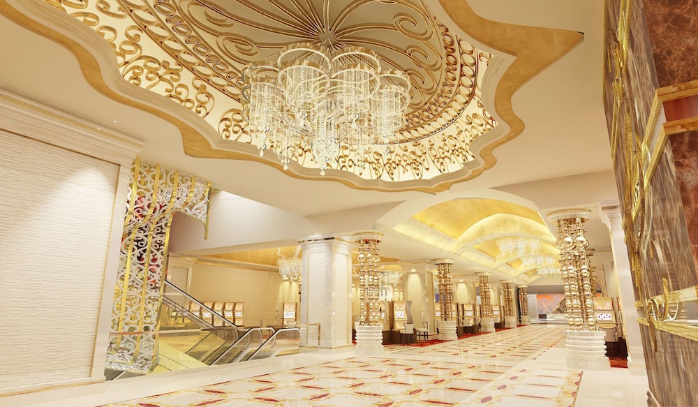 NagaWorld Hotel & Entertainment Complex 9/50