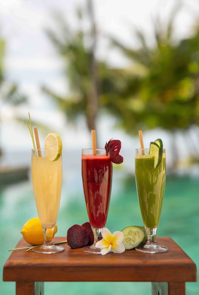 Alam Anda Ocean Front Resort And Spa 16/50