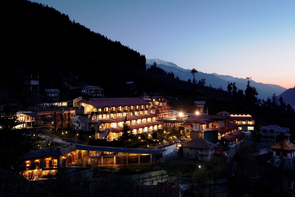 MANU ALLAYA(The Resort Spa in the Himalayas) 1/50