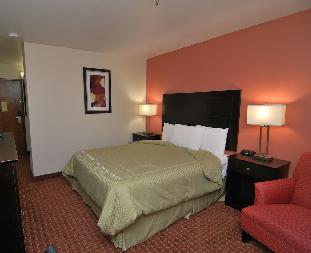 Americinn By Wyndham Johnston Des Moines 11/41