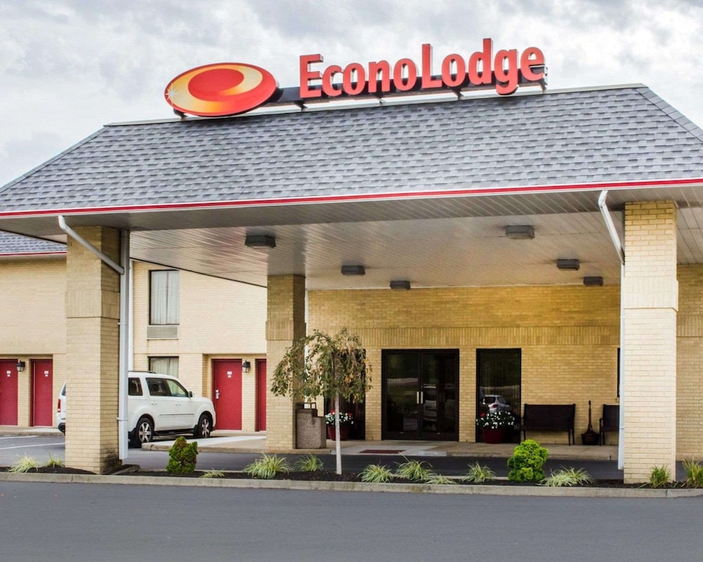 Econo Lodge Mifflintown 2/29