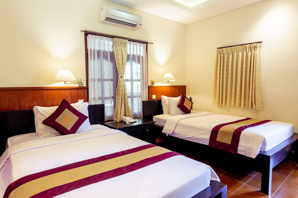 STANDARD, DOUBLE OR TWIN BED