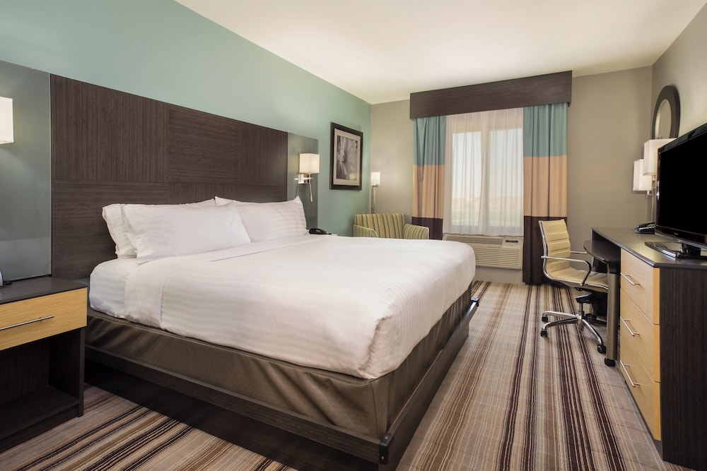 Holiday Inn Express Hotel Suites Amarillo West 25/71