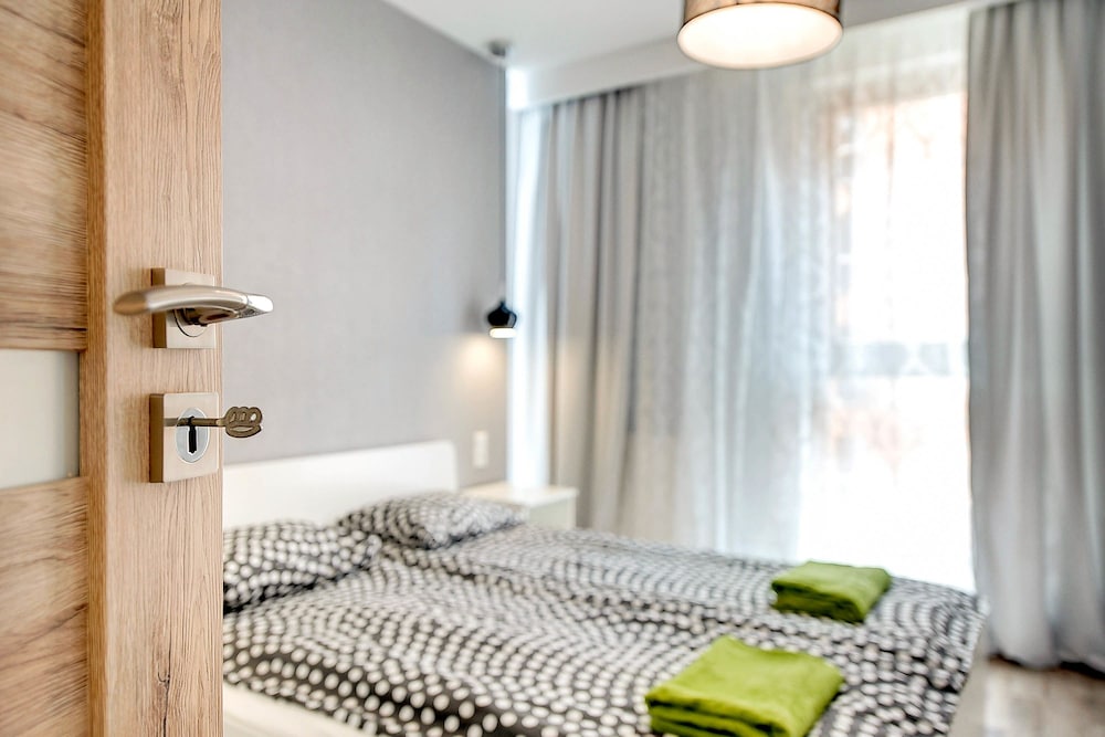 Apartinfo Island Apartments 33/50