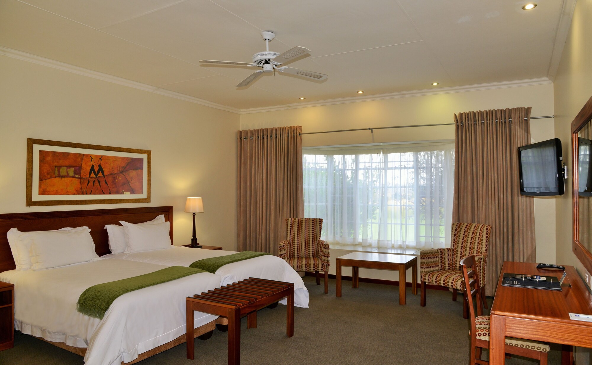 Chalet, Double Bed, Golf Course View