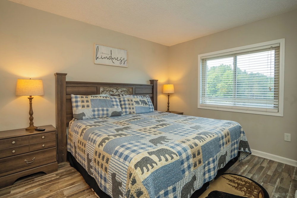 Gatlinburg Chateau Rentals 10/50