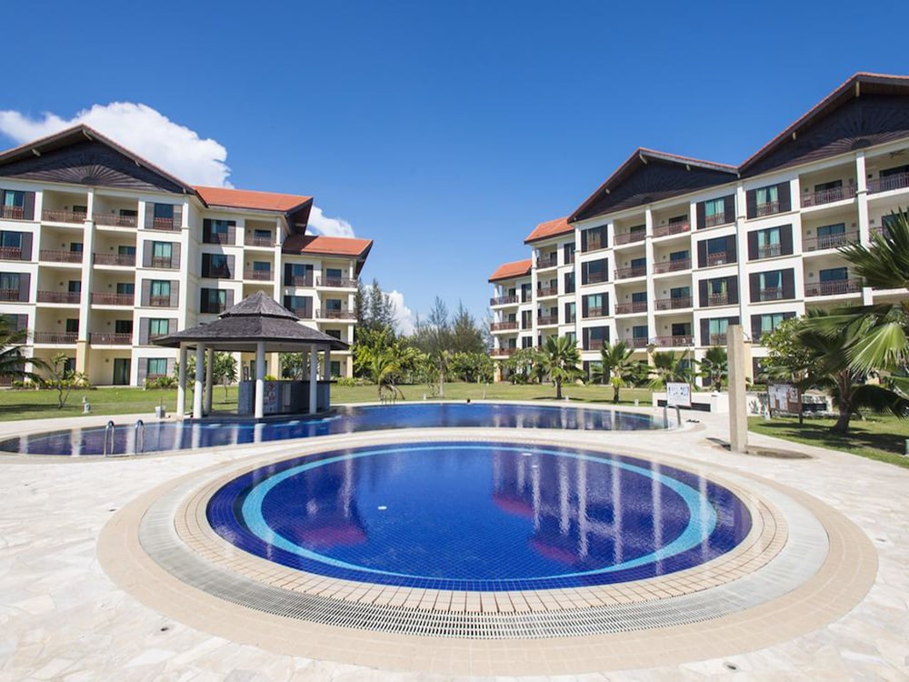 Sabah Beach Villas Suites 8/63