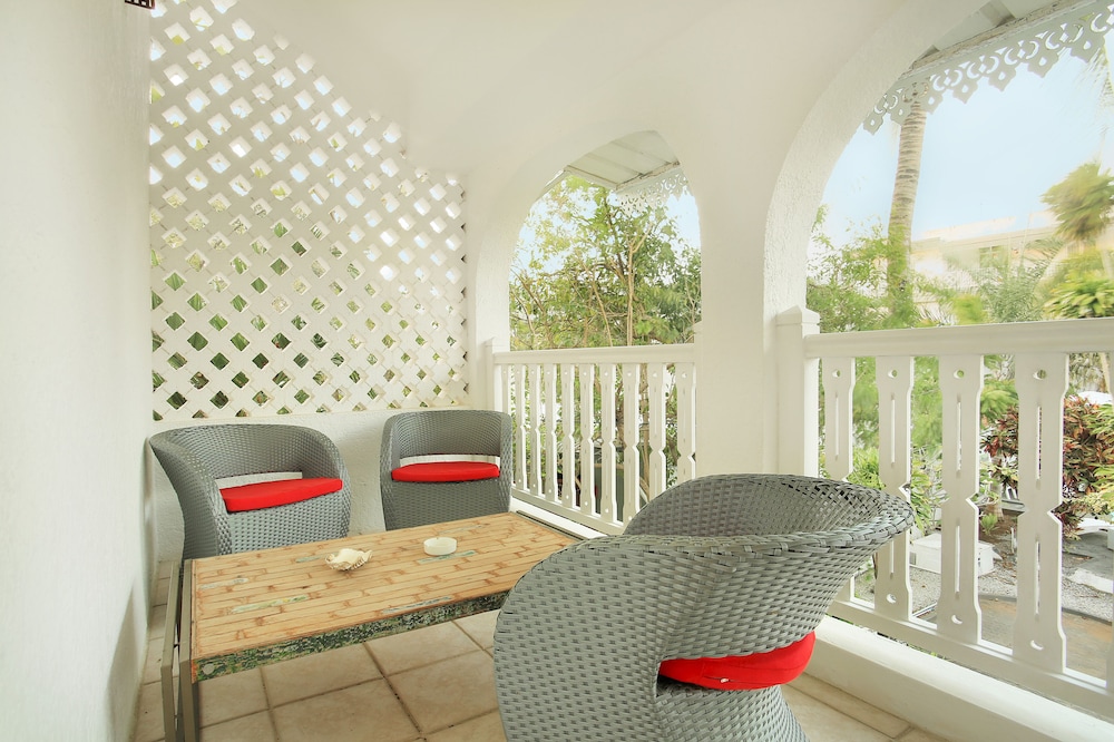 Esprit Libre Restaurant and Guest House 27/53