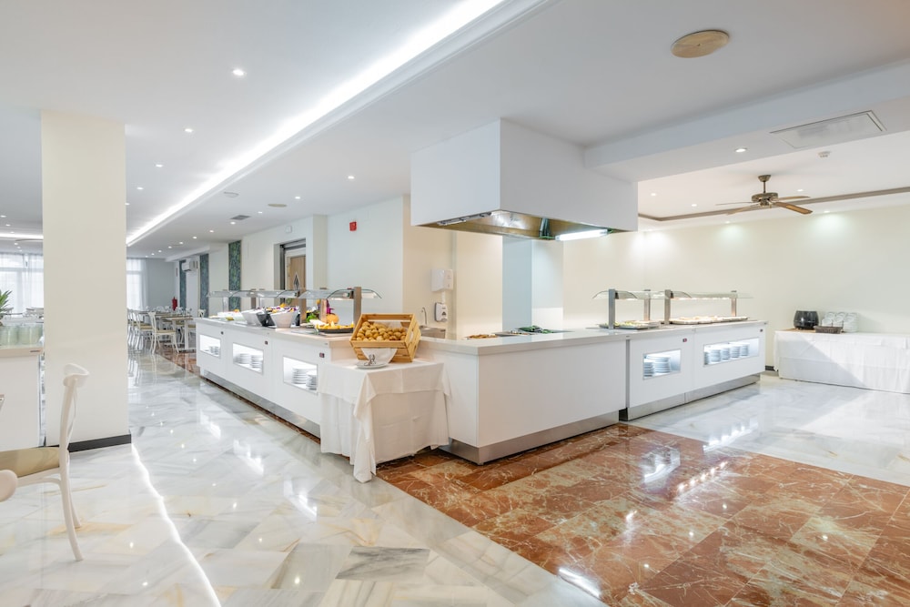 Hotel Nerja Club And Spa 12/66