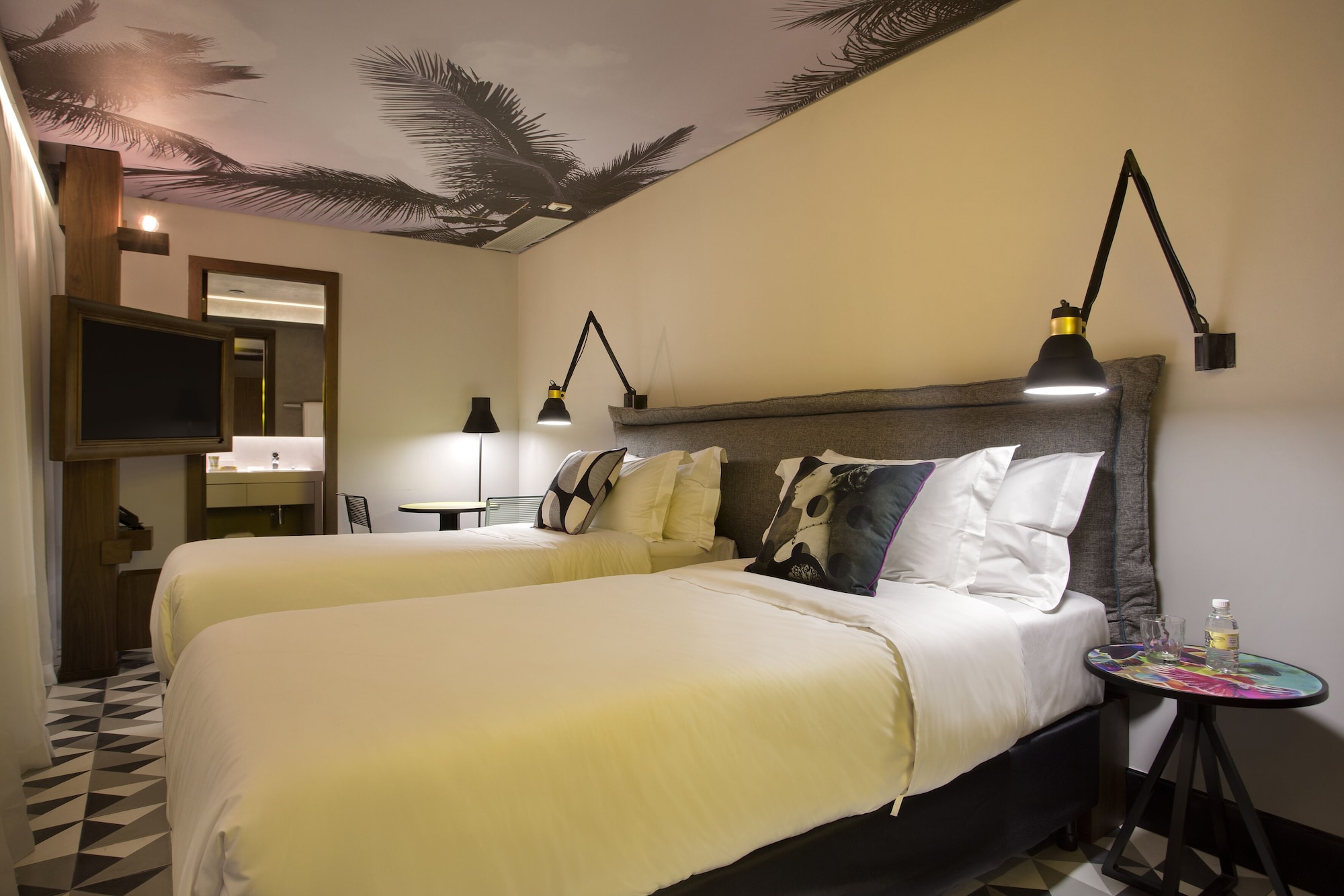 STANDARD, TWIN BEDS