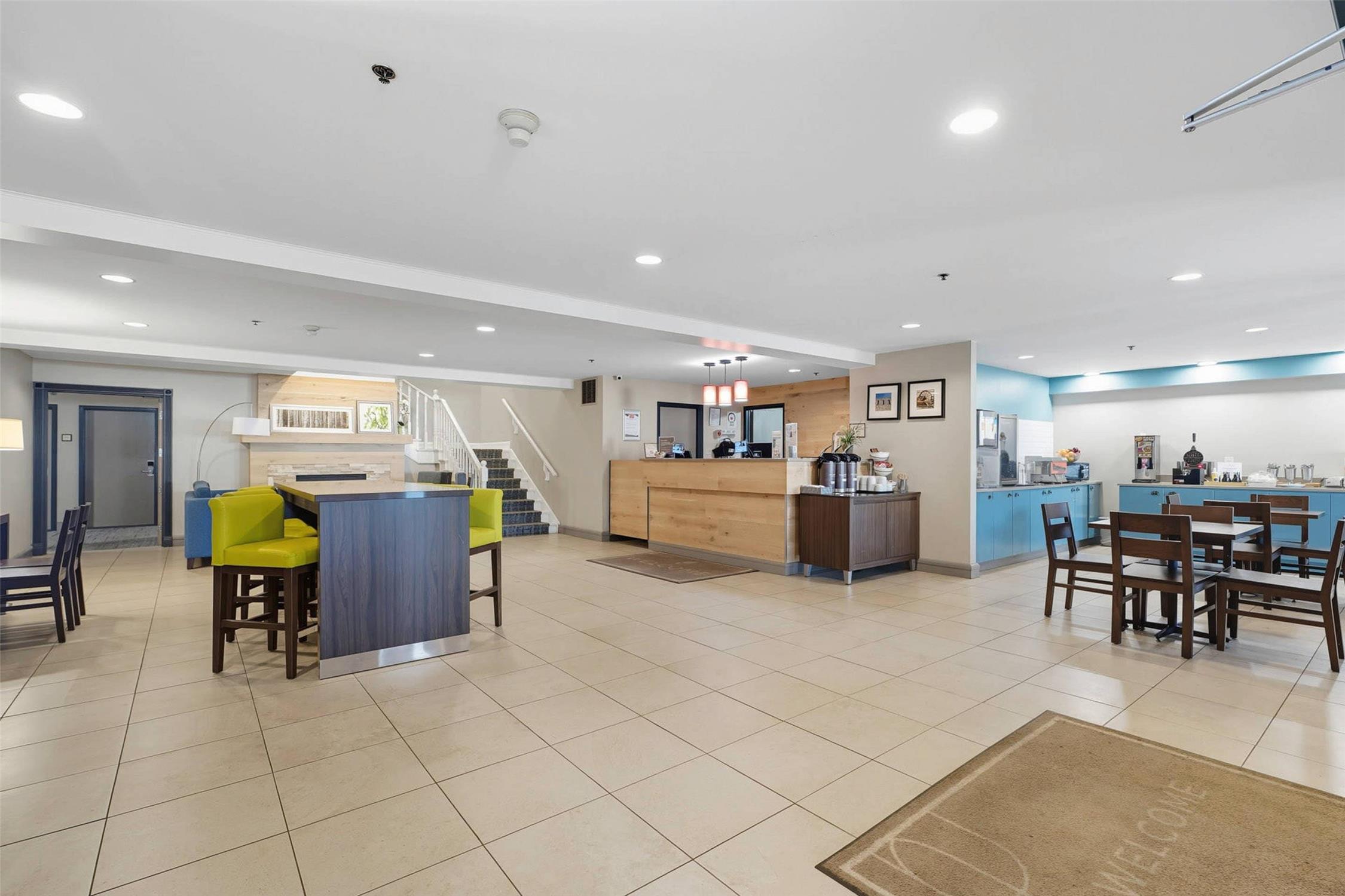 Country Inn Suites By Radisson Saskatoon Sk 25/29