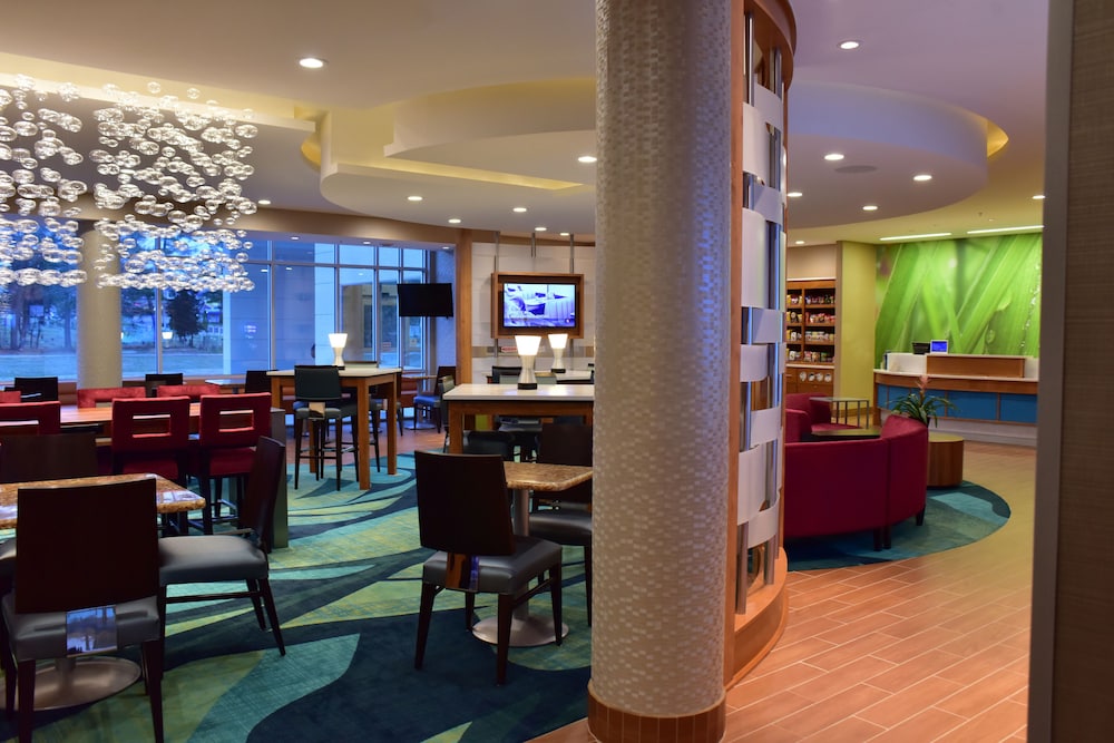 SpringHill Suites Wisconsin Dells 21/29