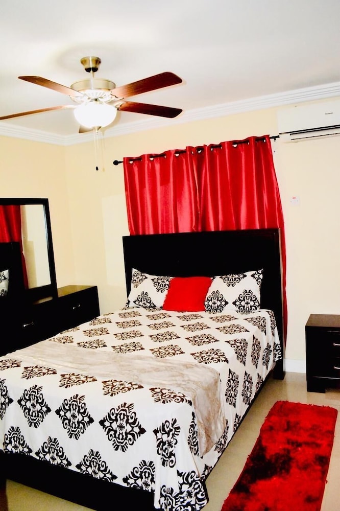 1 BEDROOM, EXECUTIVE, APARTMENT, KITCHEN