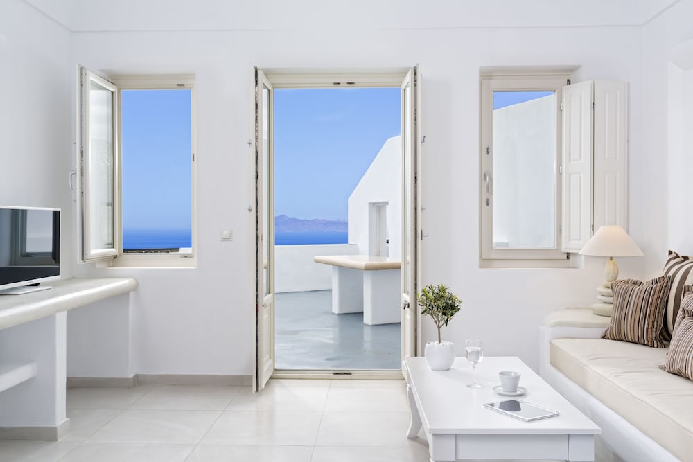 Amber Light Villas 20/70
