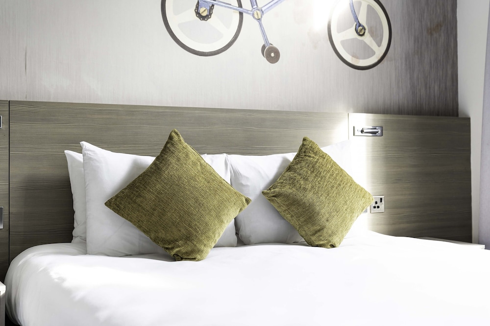 Heeton Concept Hotel - Kensington London photo4
