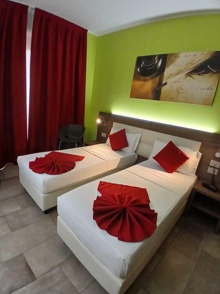 STANDARD, TWIN BEDS