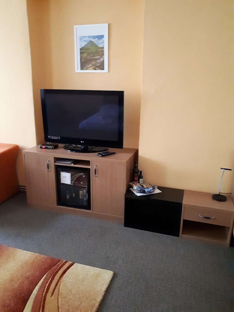 Hotel Maria 35/50