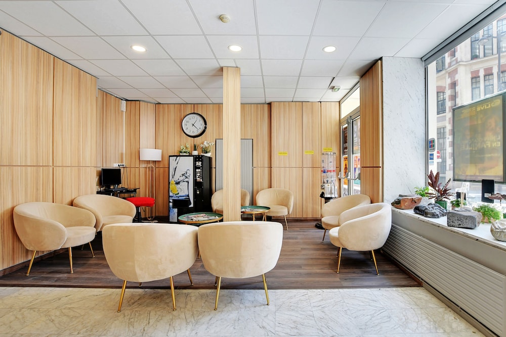 Altona Hotel 44/62