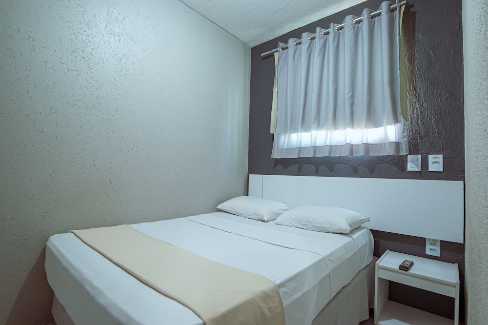 Standard, Quadruple, Double and Twin Beds, No Window