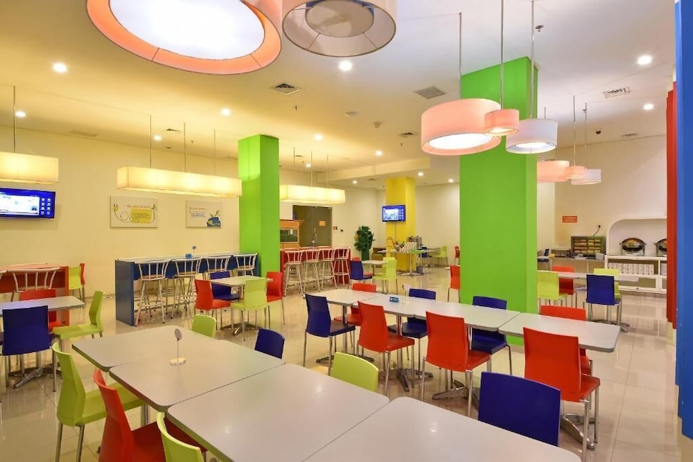 Pop! Hotel Kelapa Gading Jakarta 22/38