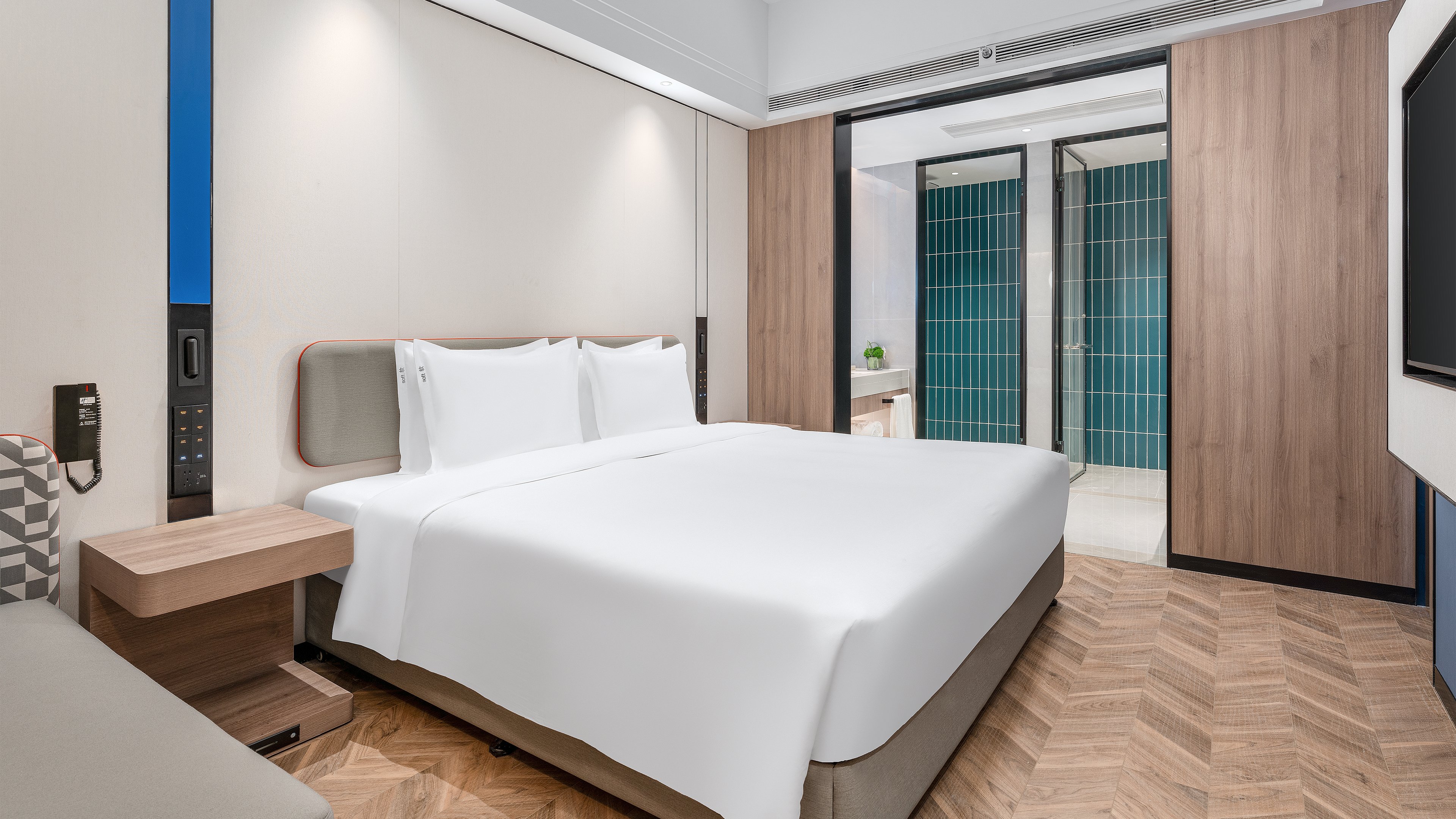1 Bedroom, Suite