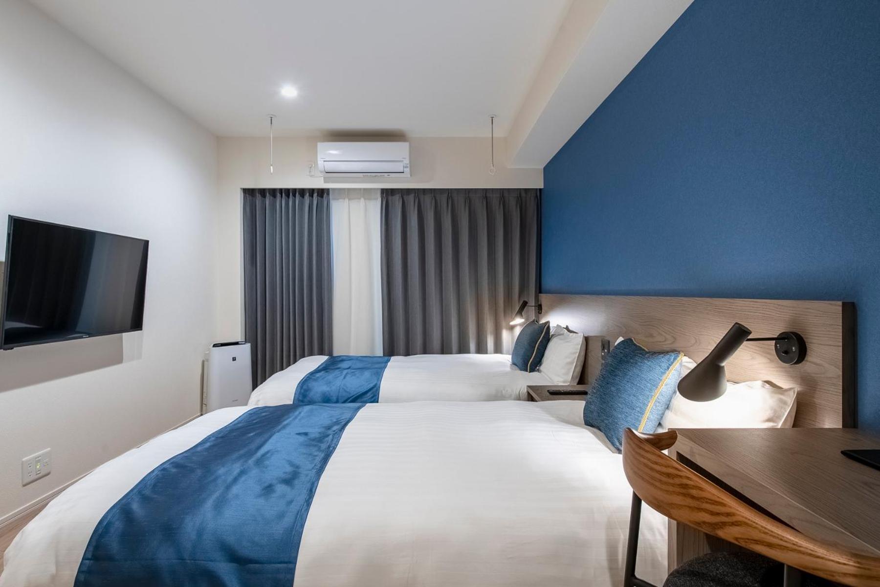 AIMA Ueno East 15/50