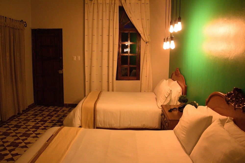 Hotel Marionetas 19/50