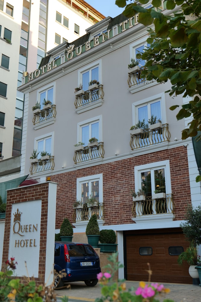 Hotel Queen in Farke