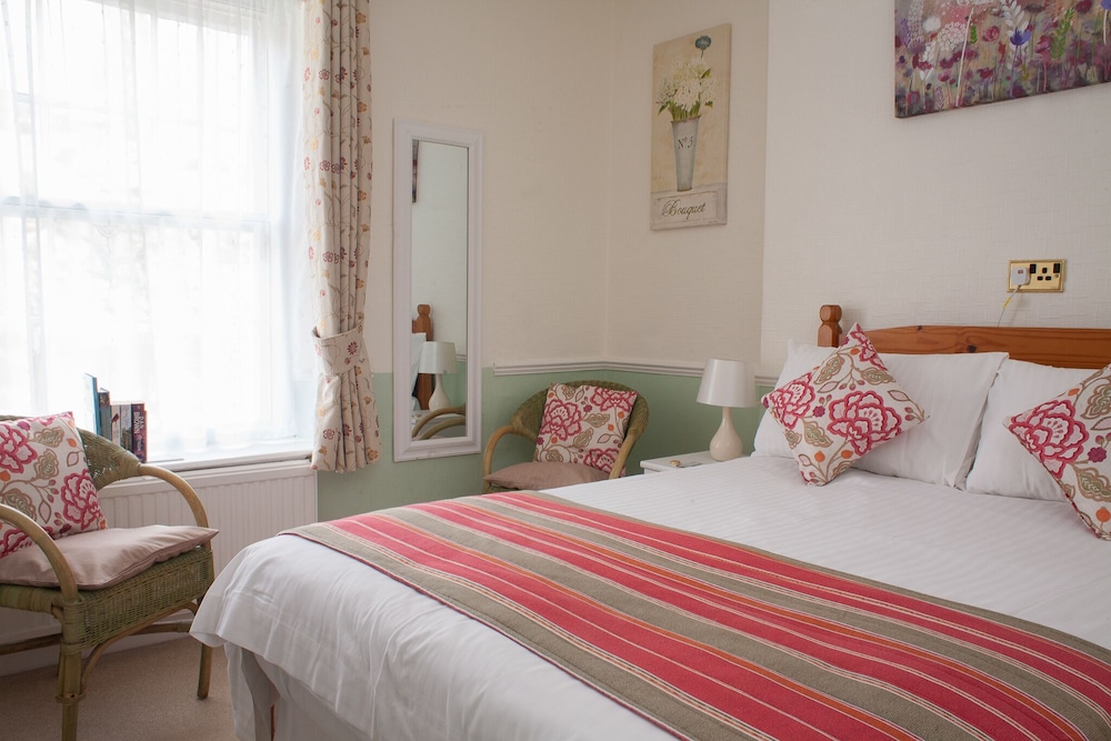 The Parks Guest House 7/37
