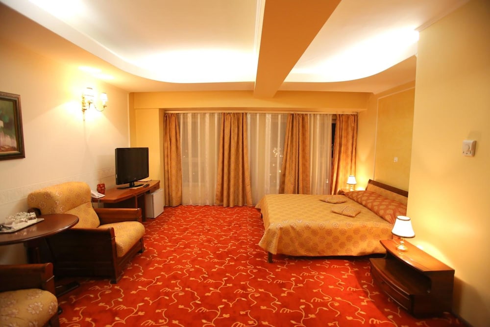 Mara Hotel 14/62
