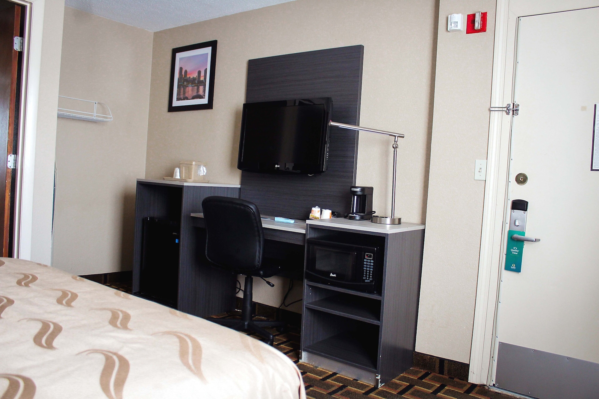 Room, Queen Bed, Accessible, Quality Inn Raynham - Taunton 5/9