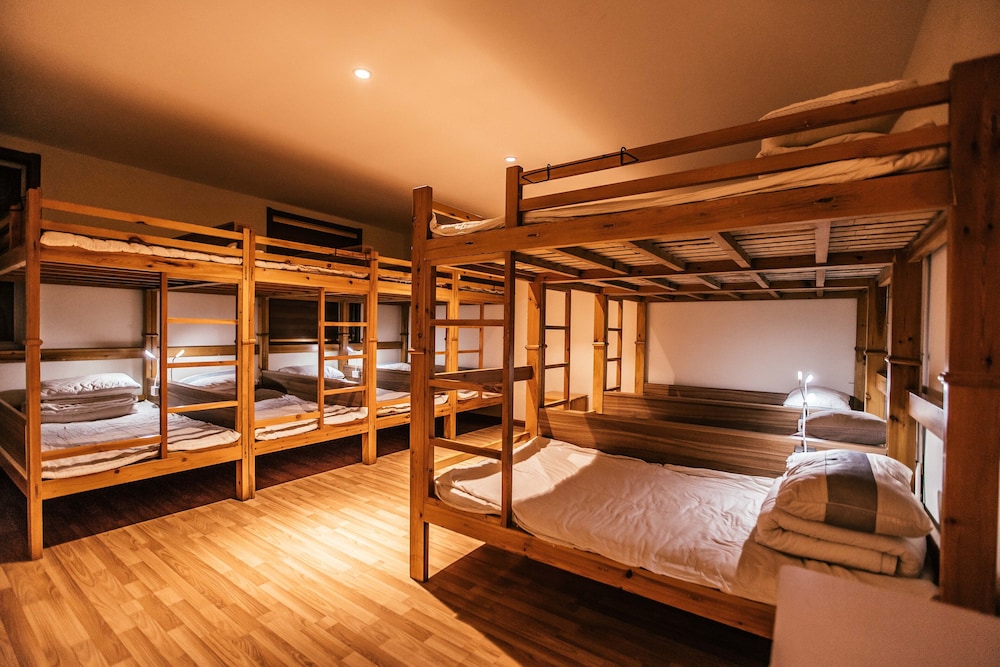 Qufu International Youth Hotel 15/30