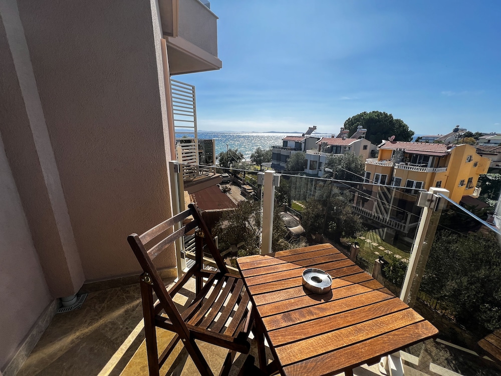 Esida Hotel 34/49