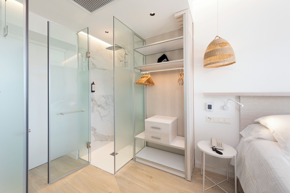 Valentin Somni Hotel & Suites - Adults Only 109/112