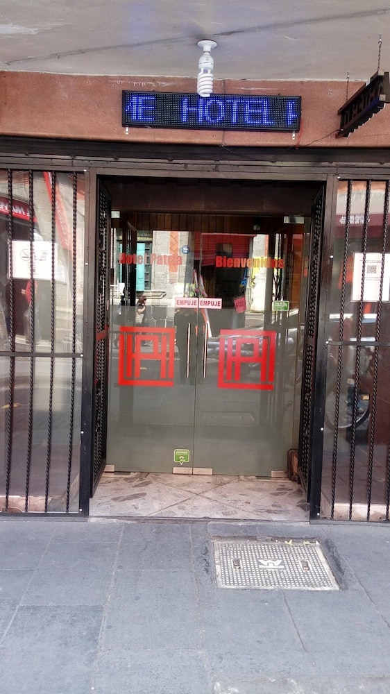 Hotel Patria 28/31
