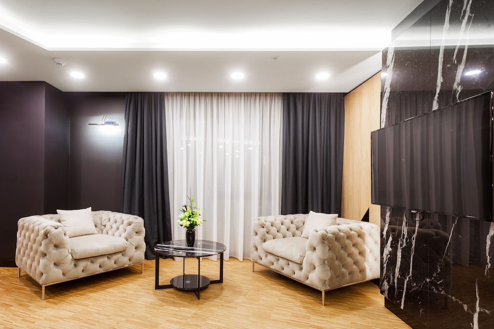 Hotel Platinia 27/38