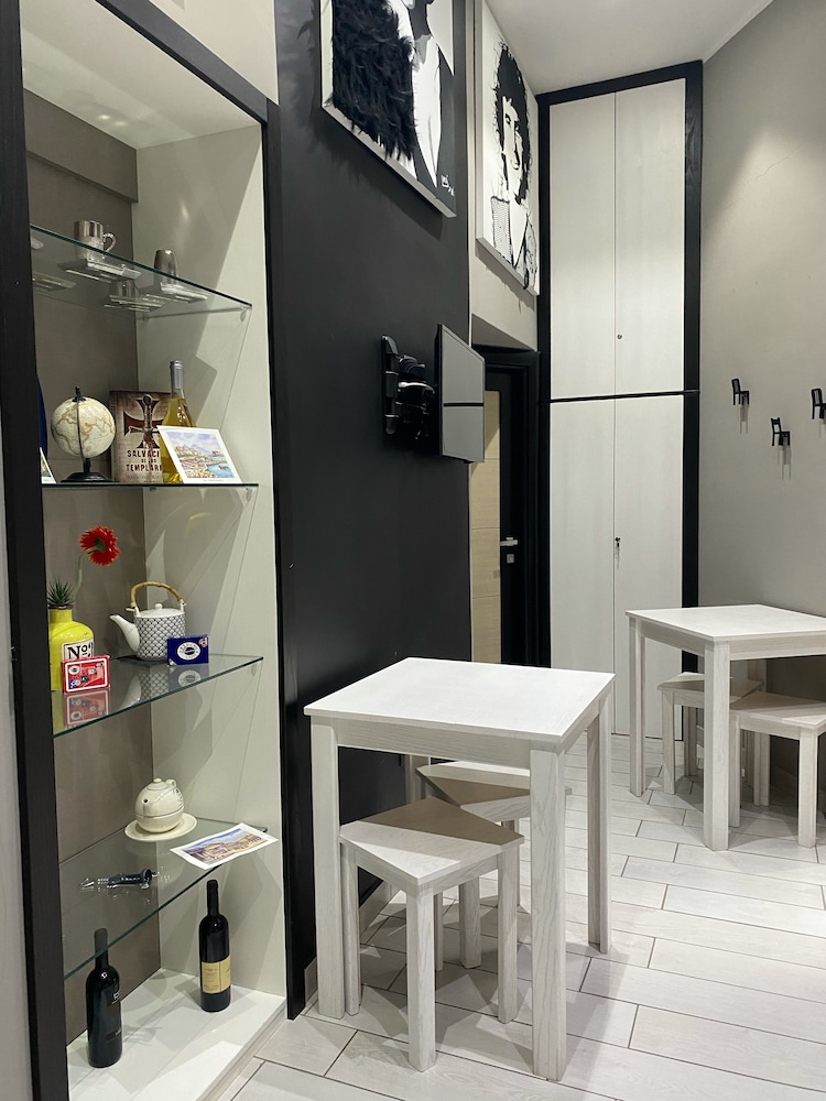 Parthenope Rooms 48/50