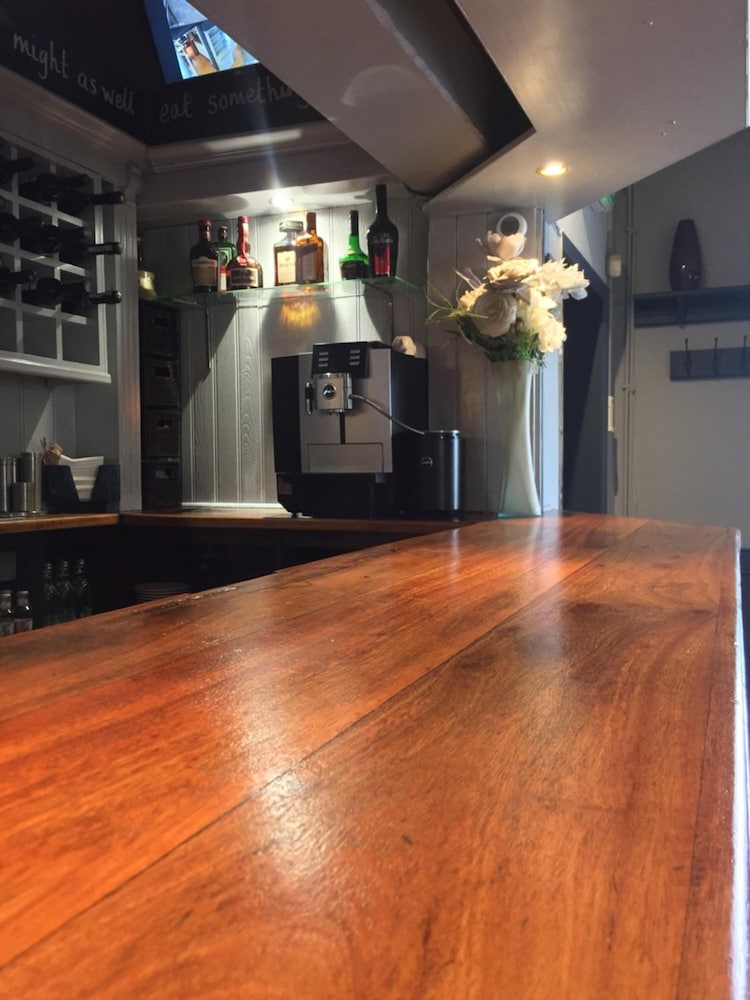 The Bell Inn 7/50