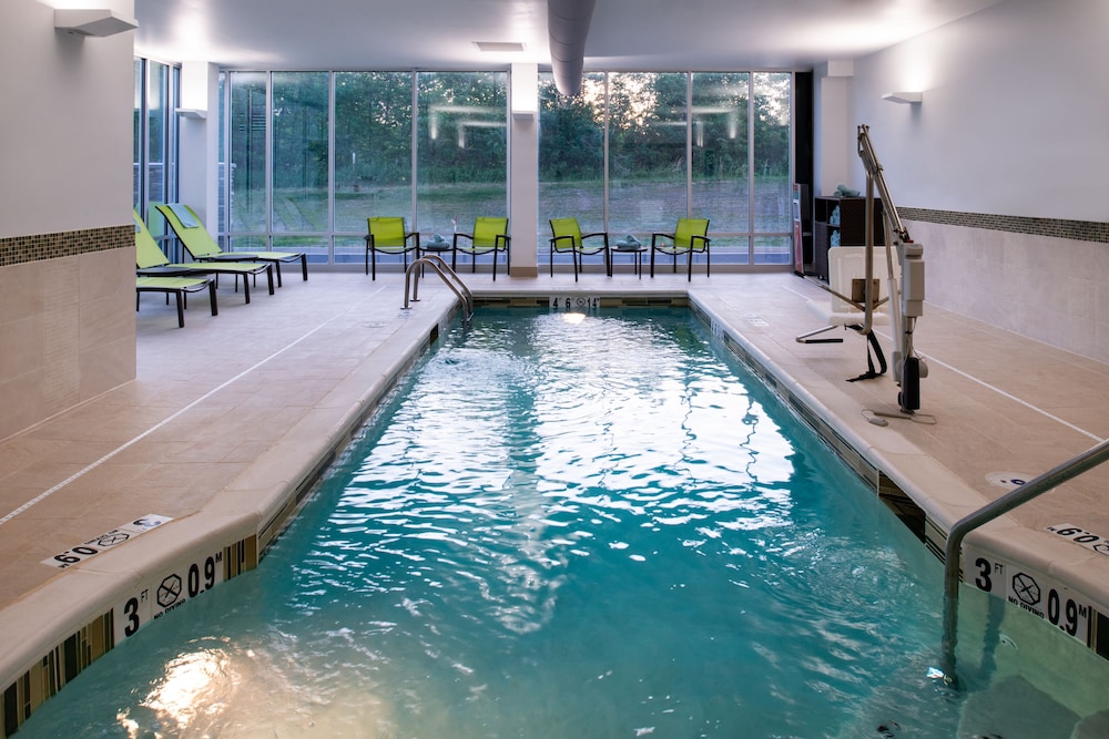 SpringHill Suites by Marriott Elizabethtown 3/40