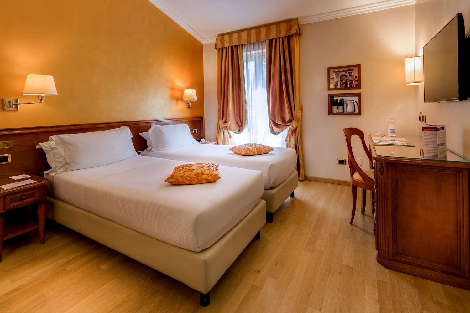 غرفة بسريرين منفصلين، UNA Hotels Galles Milan 5/7