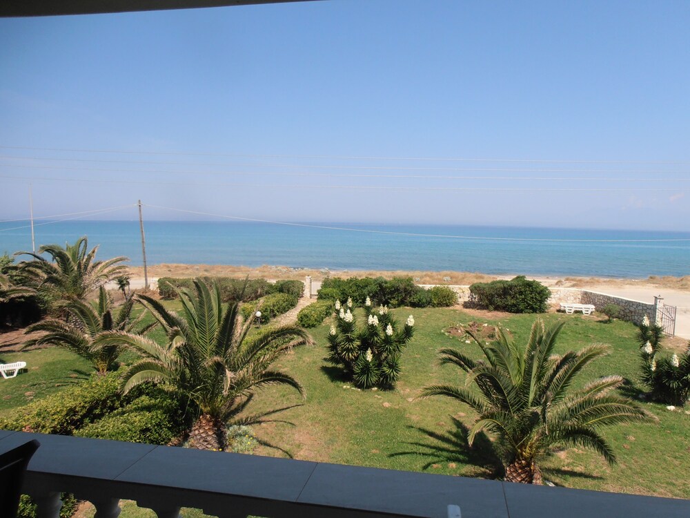 Elli Beach Apartments and Studios 36/50