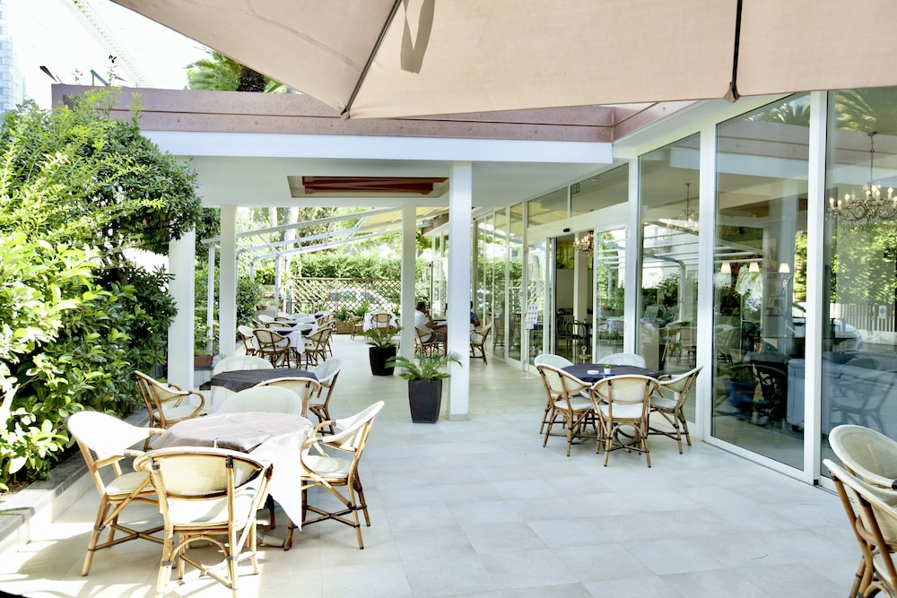 Hotel Maestri 30/50