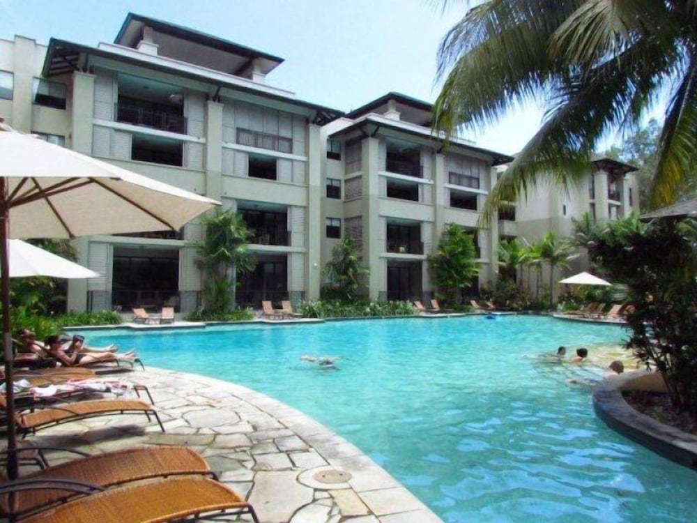 ELYSIUM - SEA TEMPLE RESORT and SPA 33/37
